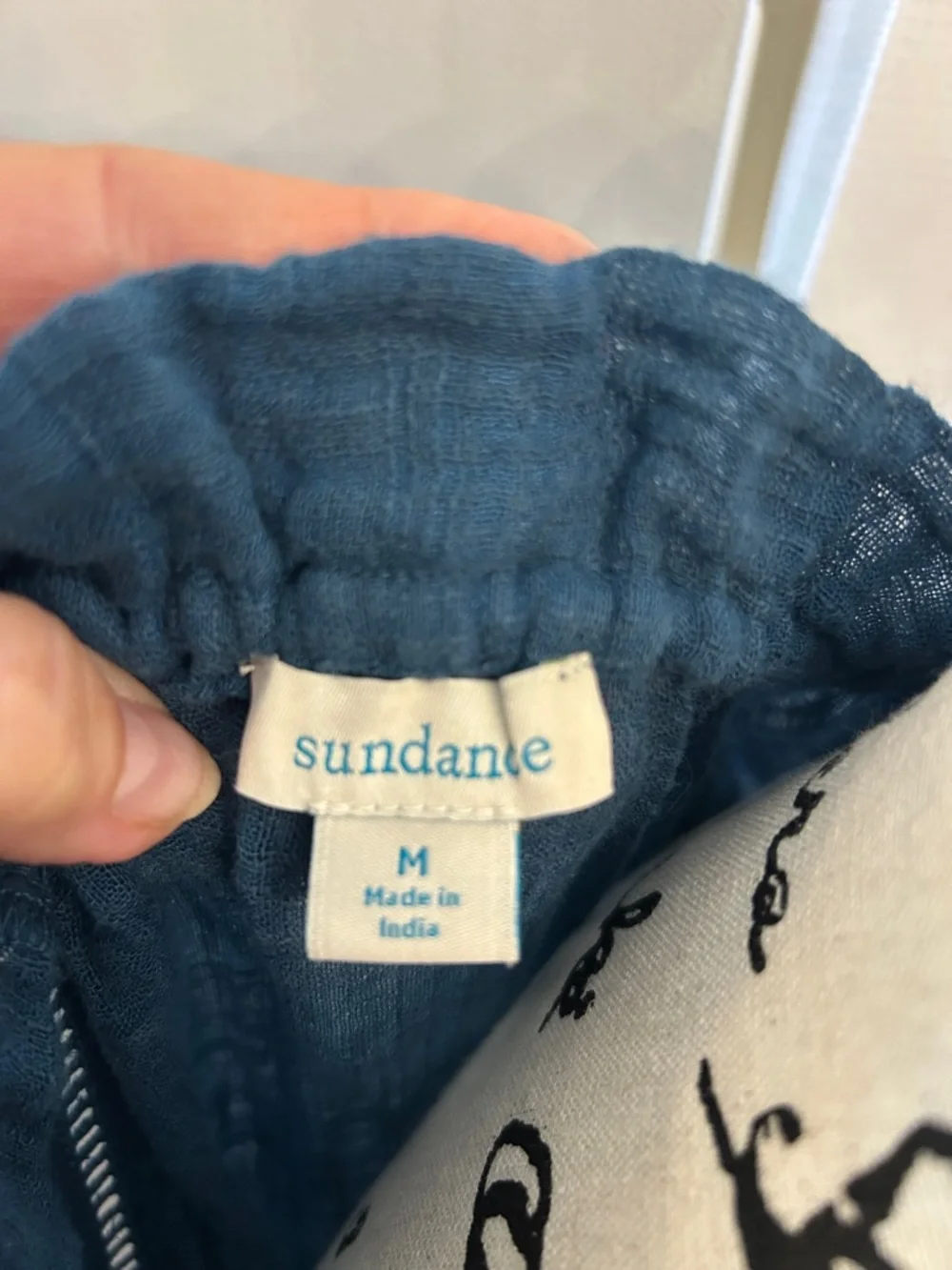 Sundance Teal Tunic Top, Generous Size Medium. - Picture 2 of 6